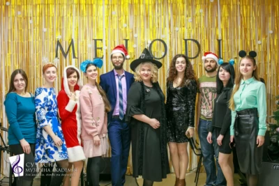 Новорічний концерт-карнавал 2019 - Колектив музичної академії Мелоді